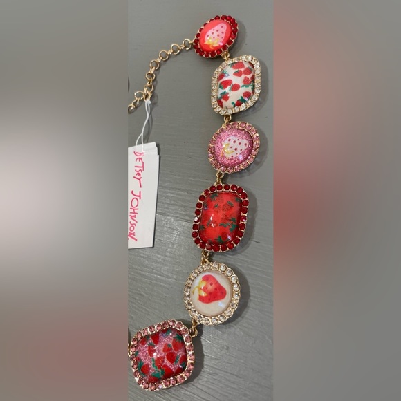 NWT BETSEY JOHNSON STRAWBERRY COLLAR NECKLACE RED/PINK/GOLD - Picture 6 of 8